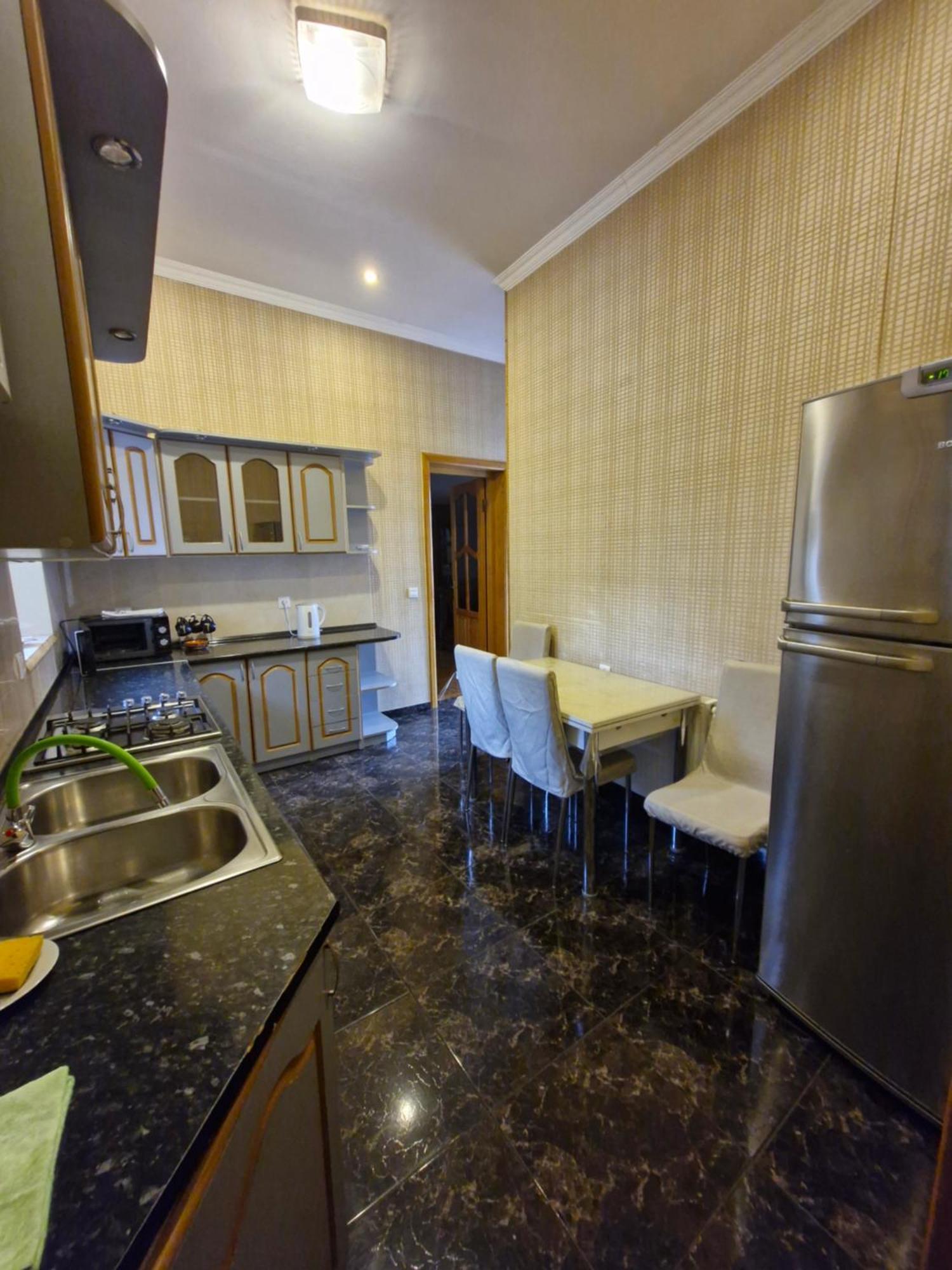 Barnaba Apartment Tbilisi Exteriör bild
